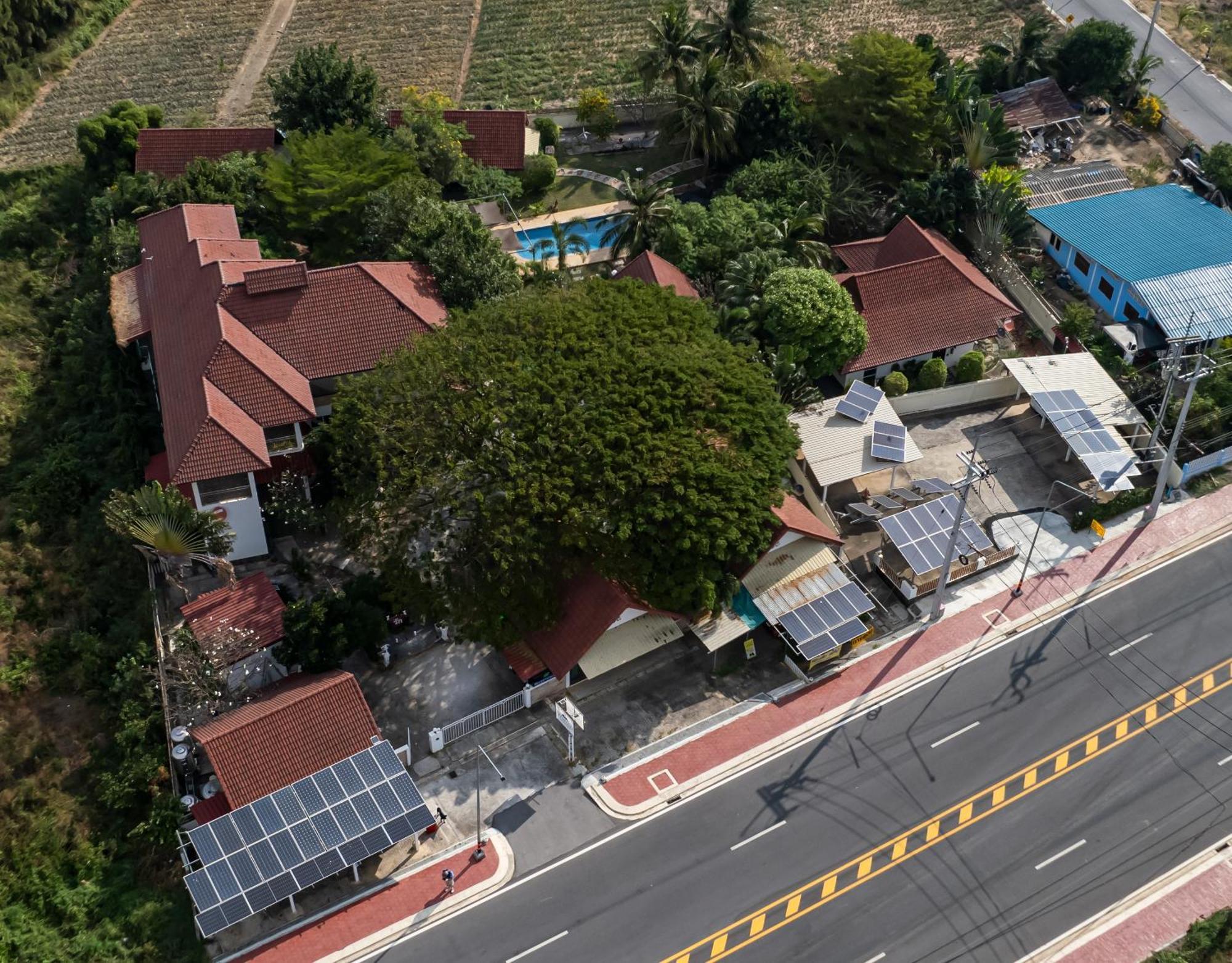 The Hillside Pranburi Resort Екстер'єр фото