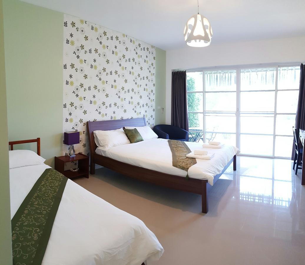 The Hillside Pranburi Resort Екстер'єр фото