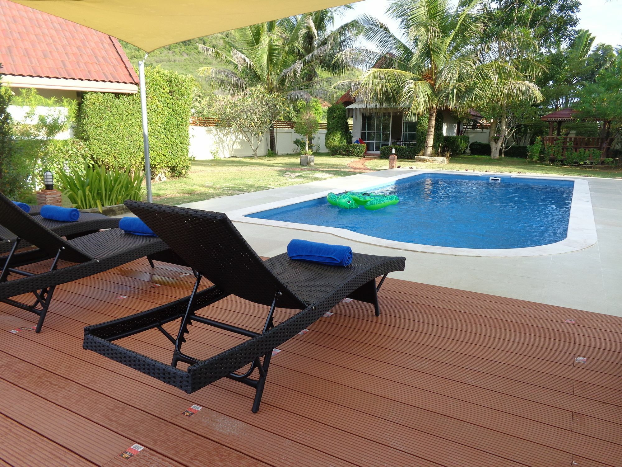 The Hillside Pranburi Resort Екстер'єр фото