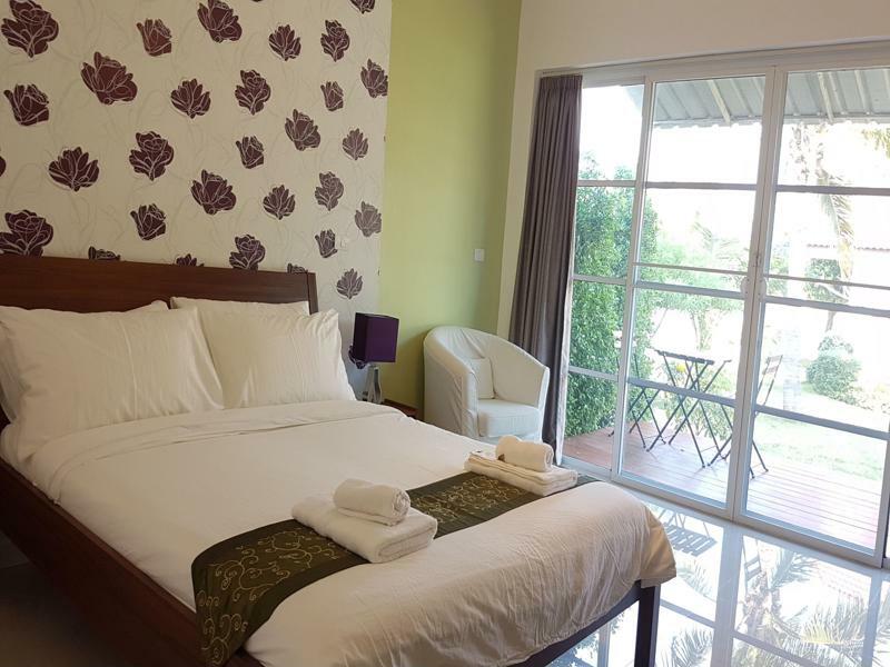 The Hillside Pranburi Resort Екстер'єр фото